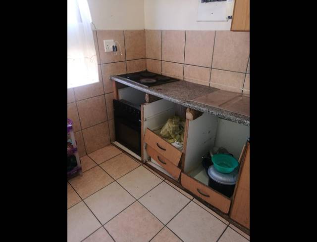 2 BEDROOM APARTMENT BLOCK SOLD IN ELANDSHEUWEL